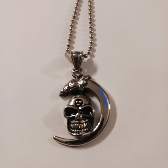 Gunmetal Skull Ball Bead Necklace - Picture 5 of 6